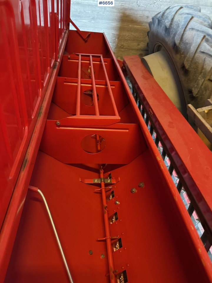 Stegsted seed drill - Other machinery: picture 5 Stegsted seed drill - Other machinery: picture 5