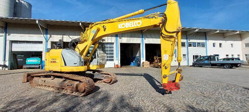 New Holland E235B SRNLC - Crawler excavator: picture 2 New Holland E235B SRNLC - Crawler excavator: picture 2