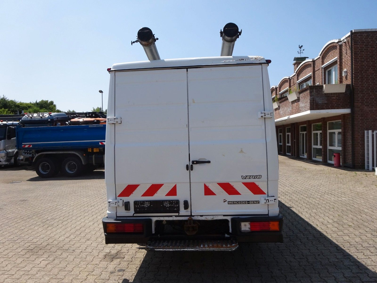 Panel van Mercedes-Benz 613D Vario Kasten 4x2: picture 6
