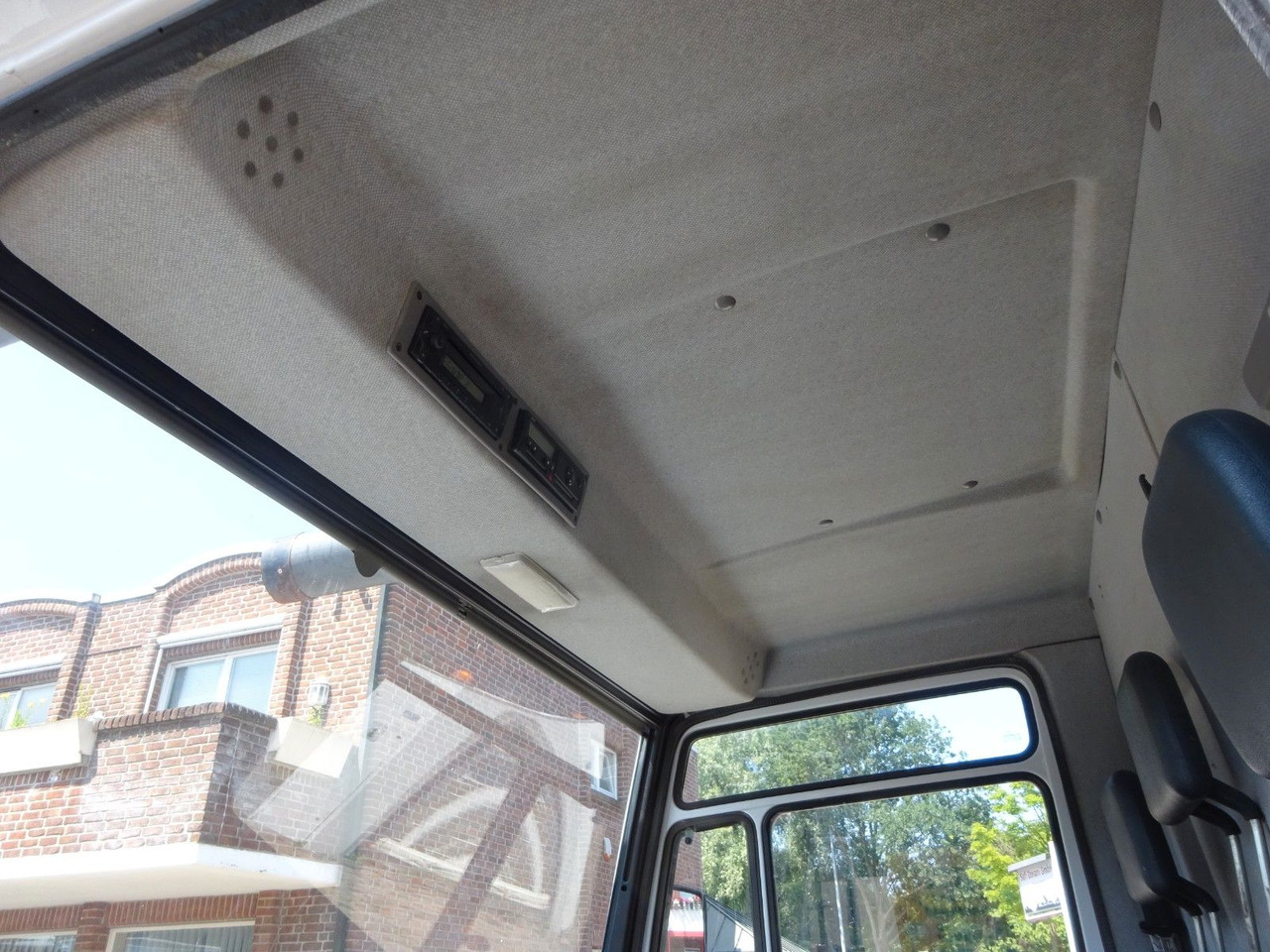 Panel van Mercedes-Benz 613D Vario Kasten 4x2: picture 14