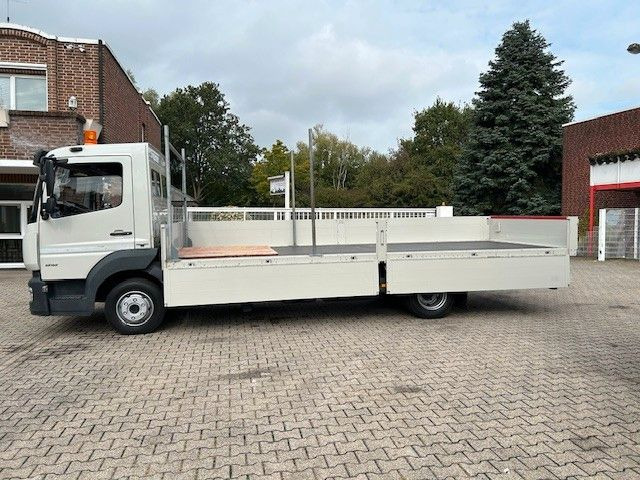 Mercedes-Benz 818 Atego NEUE Pritsche 4x2 - Flatbed van: picture 4 Mercedes-Benz 818 Atego NEUE Pritsche 4x2 - Flatbed van: picture 4