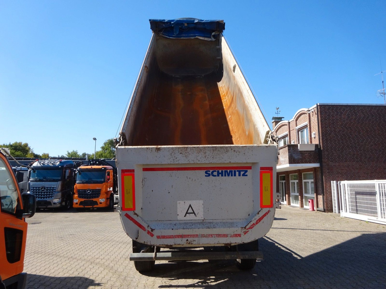 Schmitz Cargobull Kippauflieger mit 3 Achsen  ca. 24 m³ 5x Bestand - Tipper semi-trailer: picture 5 Schmitz Cargobull Kippauflieger mit 3 Achsen  ca. 24 m³ 5x Bestand - Tipper semi-trailer: picture 5