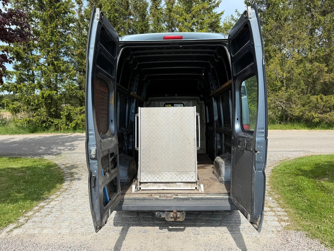 Panel van Fiat Ducato 2.3 JTD Kasten 35 130 L4H3 RS: 4035 mm: picture 17