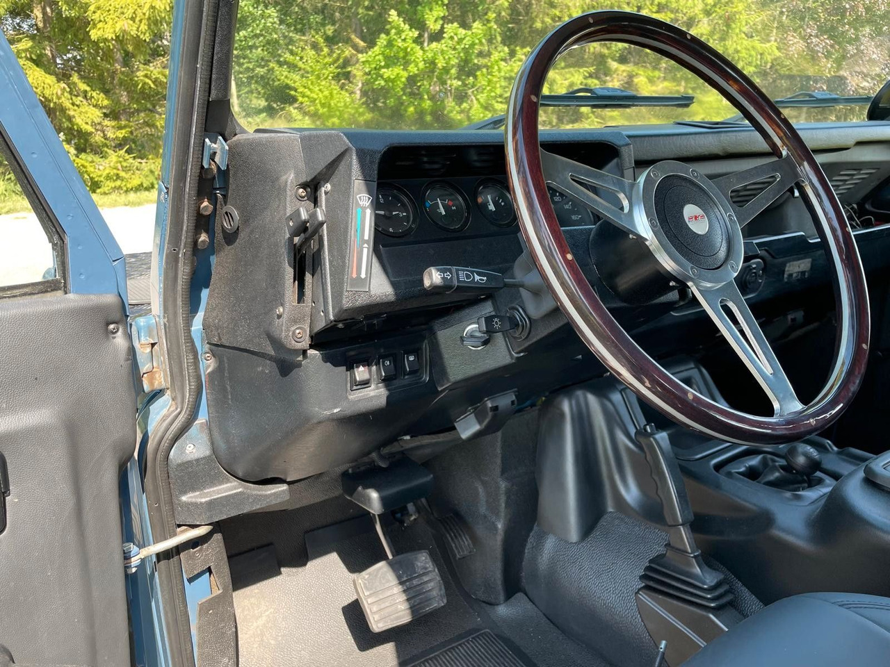 Pickup truck Land Rover LR Defender 90 Soft Top V8 Automatic 60000 brutt Land Rover LR Defender 90 SoftTop V8 Automatic: picture 20