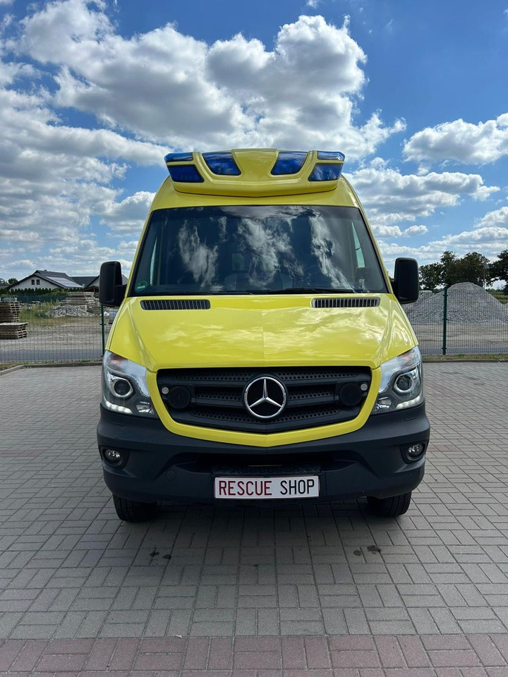 Mercedes-Benz Sprinter 519 CDI 4X4 **Ambulace** - Passenger van: picture 5 Mercedes-Benz Sprinter 519 CDI 4X4 **Ambulace** - Passenger van: picture 5
