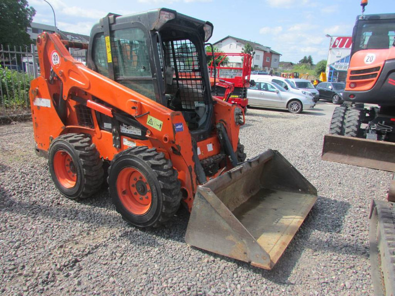 Bobcat S 530 High Flow 25.000 EUR - Skid steer loader: picture 2 Bobcat S 530 High Flow 25.000 EUR - Skid steer loader: picture 2