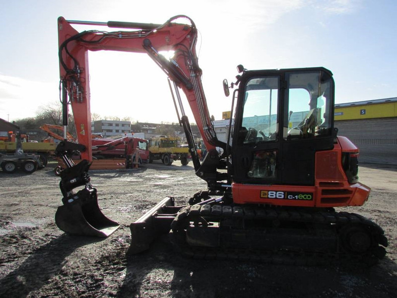 JCB 86 C-1 Minibagger 43.500 EUR - Mini excavator: picture 5 JCB 86 C-1 Minibagger 43.500 EUR - Mini excavator: picture 5