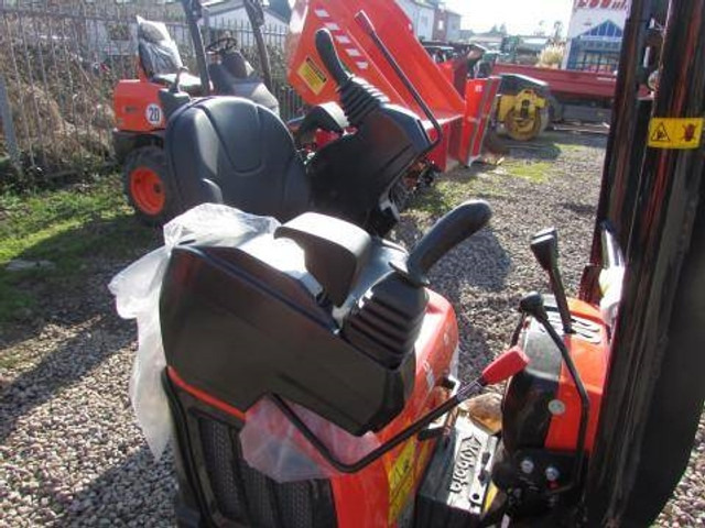Mini excavator Kubota U 10-5 Side Lever Minibagger 21.500 EUR: picture 6 Mini excavator Kubota U 10-5 Side Lever Minibagger 21.500 EUR: picture 6