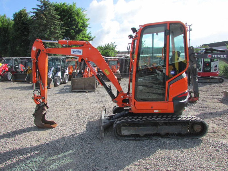 Kubota U 27-4 Minibagger 21.500 EUR - Mini excavator: picture 1 Kubota U 27-4 Minibagger 21.500 EUR - Mini excavator: picture 1