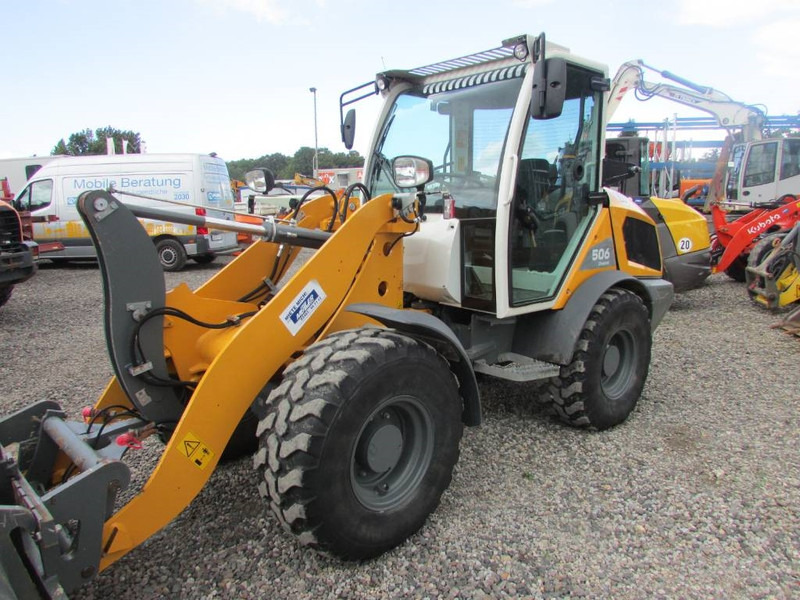 Liebherr L 506 Compact Radlader L506 40.000 EUR - Wheel loader: picture 2 Liebherr L 506 Compact Radlader L506 40.000 EUR - Wheel loader: picture 2