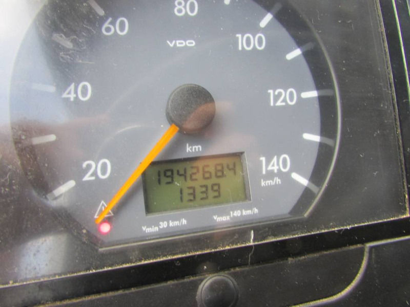 Box truck Mercedes-Benz 813 D Vario Kastenwagen: picture 9