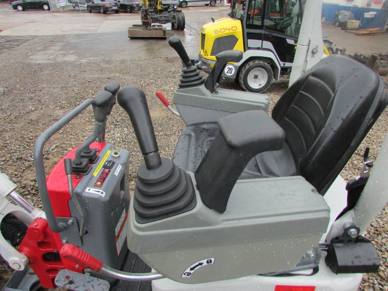 Mini excavator Takeuchi TB 210 R Minibagger 18.000 EUR: picture 7