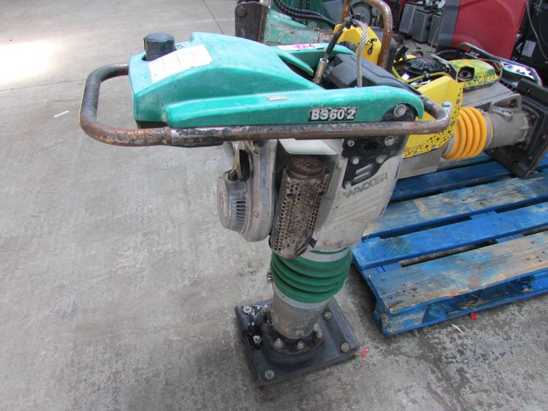WACKER NEUSON BS60-2 Stampfer 600 EUR netto Tamper - Compactor: picture 1 WACKER NEUSON BS60-2 Stampfer 600 EUR netto Tamper - Compactor: picture 1