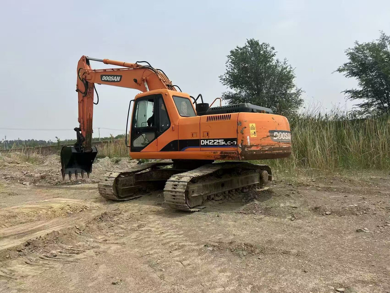 DOOSAN DH225LC-7 - Crawler excavator: picture 2 DOOSAN DH225LC-7 - Crawler excavator: picture 2