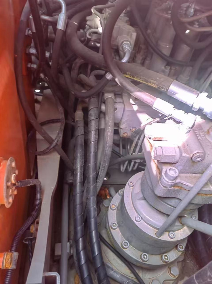 HITACHI ZX120 - Crawler excavator: picture 5 HITACHI ZX120 - Crawler excavator: picture 5