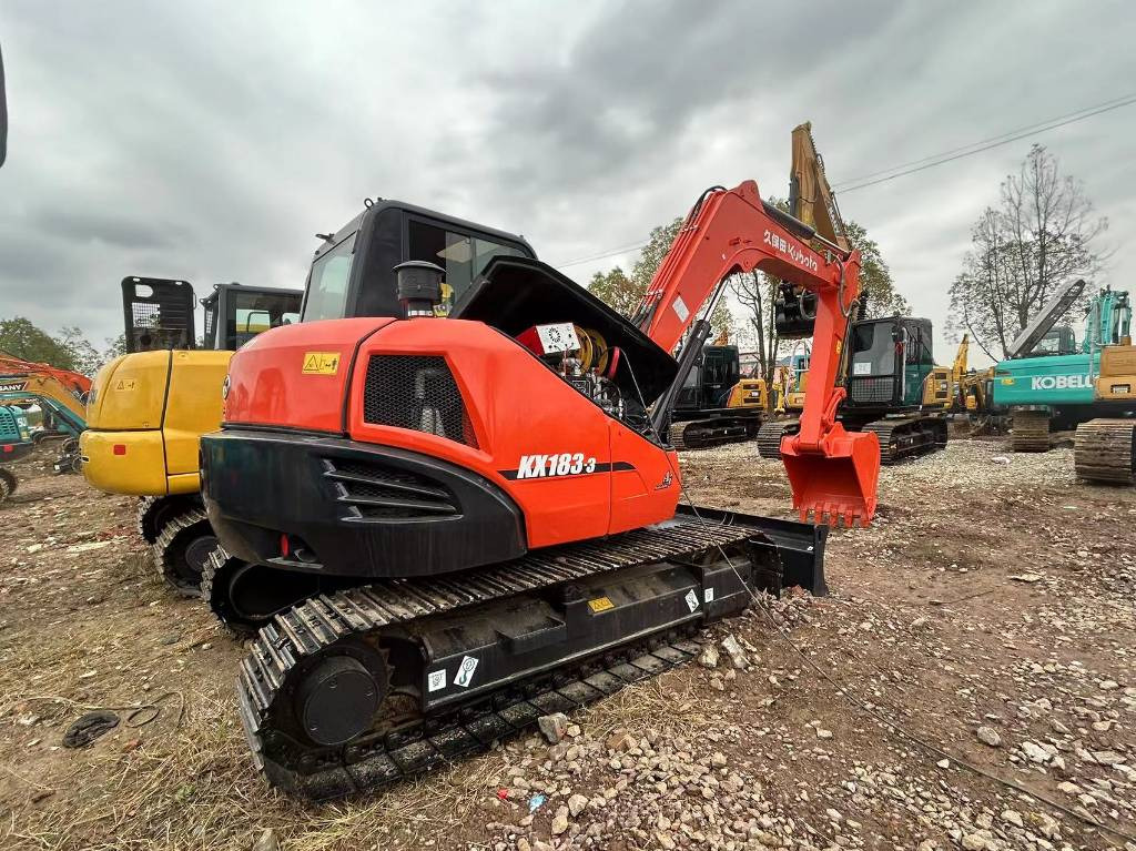 KUBOTA KX 183-3 - Mini excavator: picture 3 KUBOTA KX 183-3 - Mini excavator: picture 3