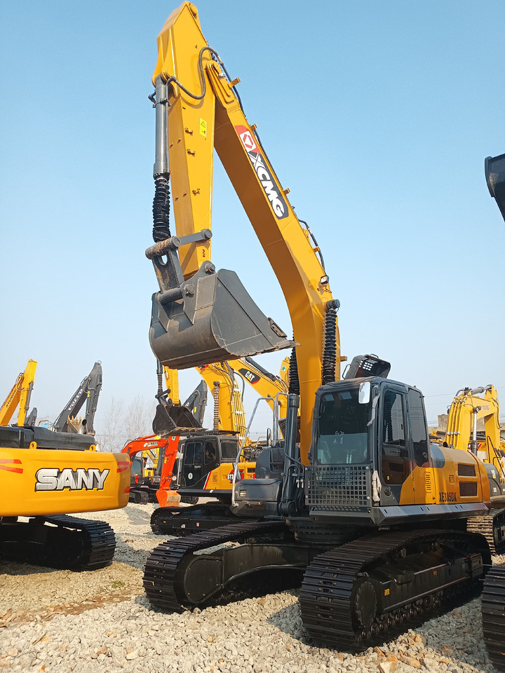 XCMG XE 305DK - Crawler excavator: picture 2 XCMG XE 305DK - Crawler excavator: picture 2