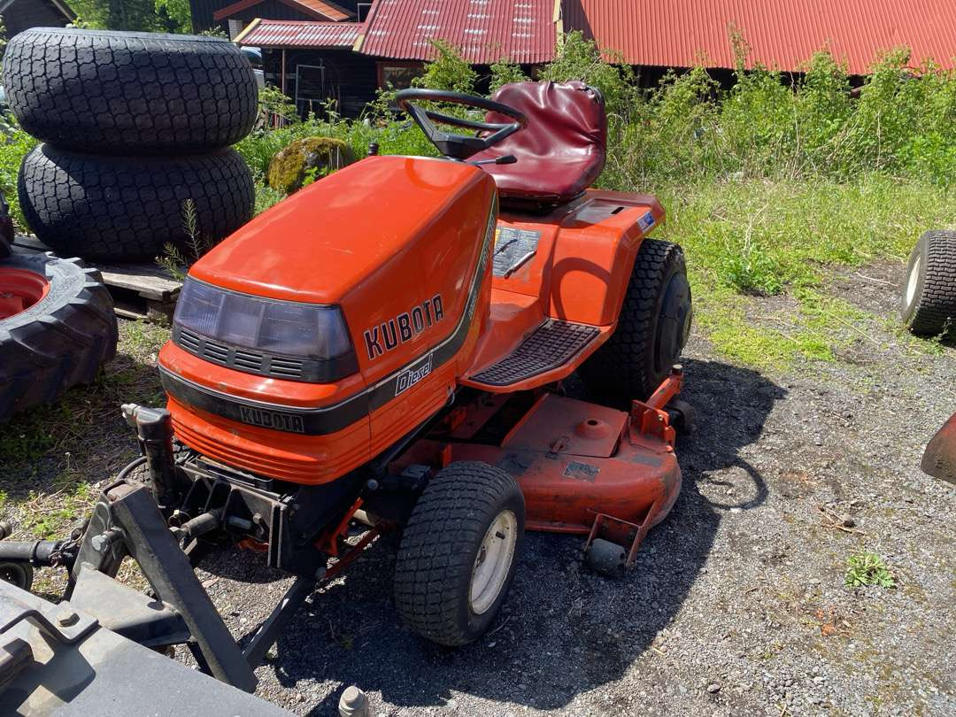 2000 Kubota G1700//Sitteklipper med feier og oppsamler - Garden mower: picture 2 2000 Kubota G1700//Sitteklipper med feier og oppsamler - Garden mower: picture 2