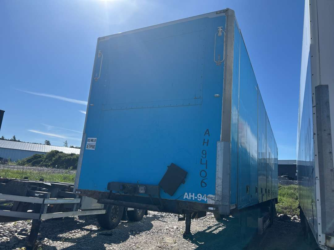 2004 Skaphenger Krone SCHWERINER. EU-Godkjent - Closed box semi-trailer: picture 1 2004 Skaphenger Krone SCHWERINER. EU-Godkjent - Closed box semi-trailer: picture 1