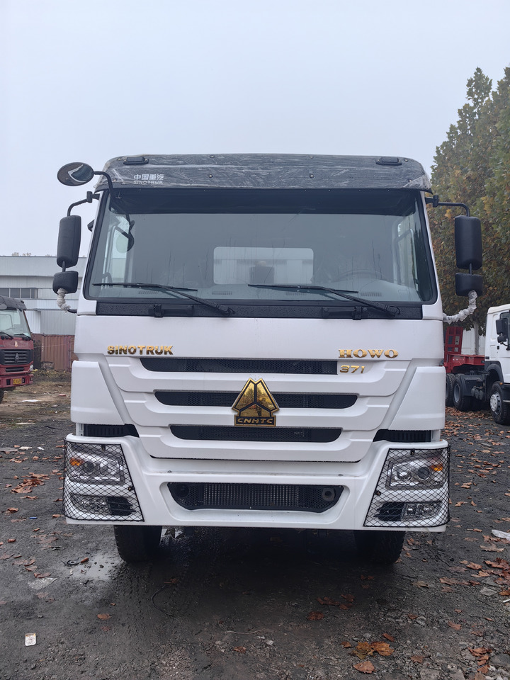 SINOTRUCK HOWO - Tipper: picture 1 SINOTRUCK HOWO - Tipper: picture 1