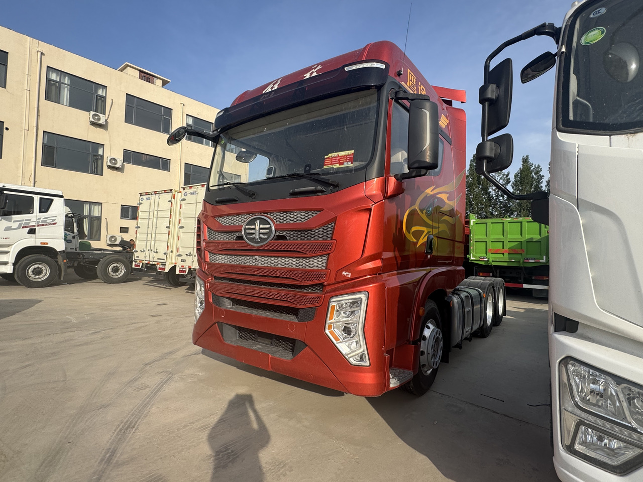 FAW - Tractor unit: picture 4 FAW - Tractor unit: picture 4