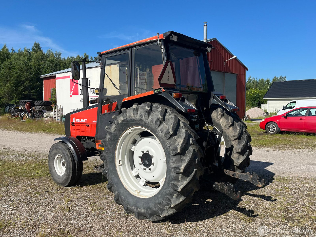 Valmet 705, Traktori, harrastajalta, 1990, Salo - Agricultural machinery: picture 3 Valmet 705, Traktori, harrastajalta, 1990, Salo - Agricultural machinery: picture 3
