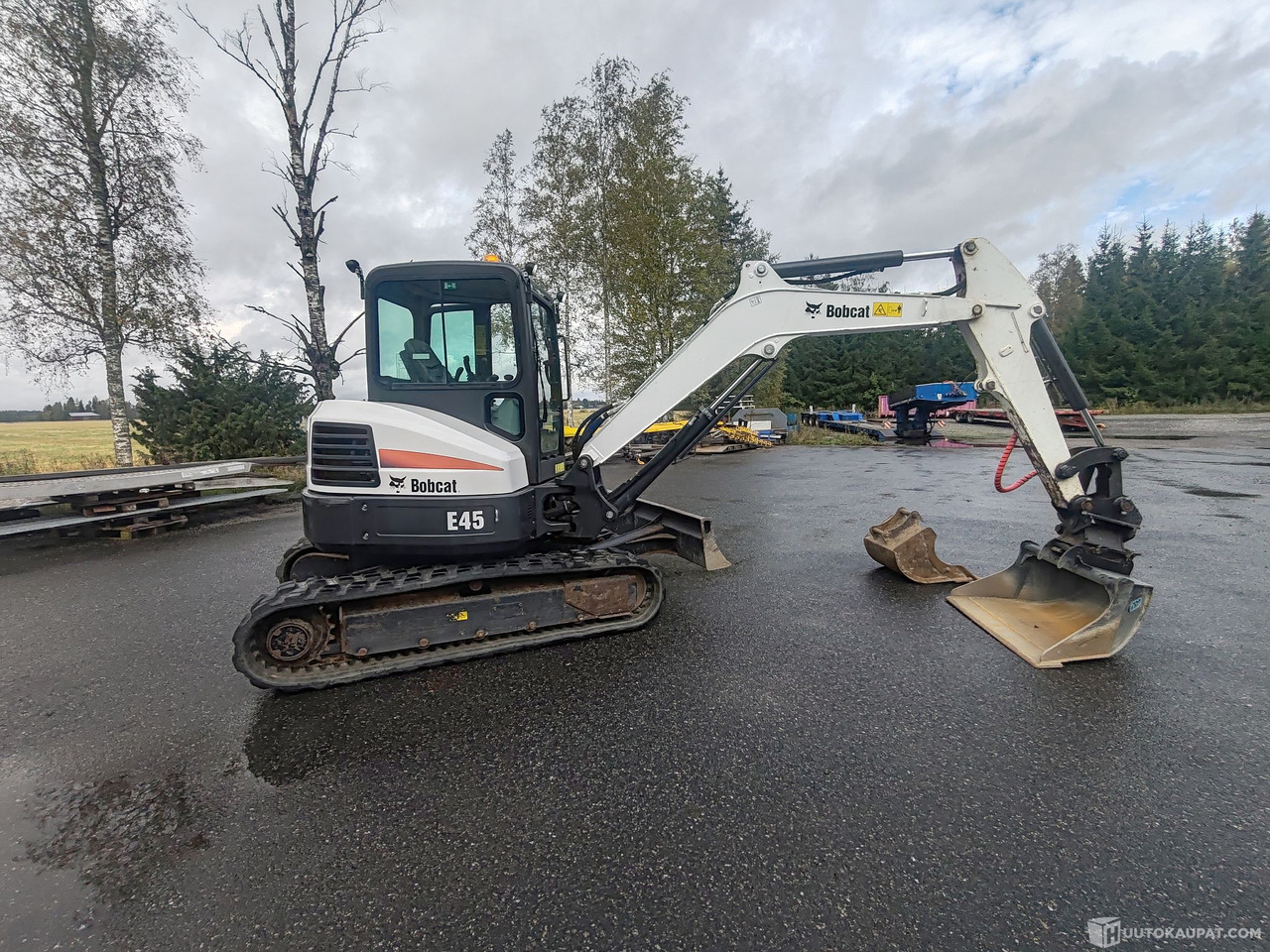 Bobcat E45 kaivinkone kahdella kauhalla, 1724H, 2021, Loimaa - Construction machinery: picture 1 Bobcat E45 kaivinkone kahdella kauhalla, 1724H, 2021, Loimaa - Construction machinery: picture 1