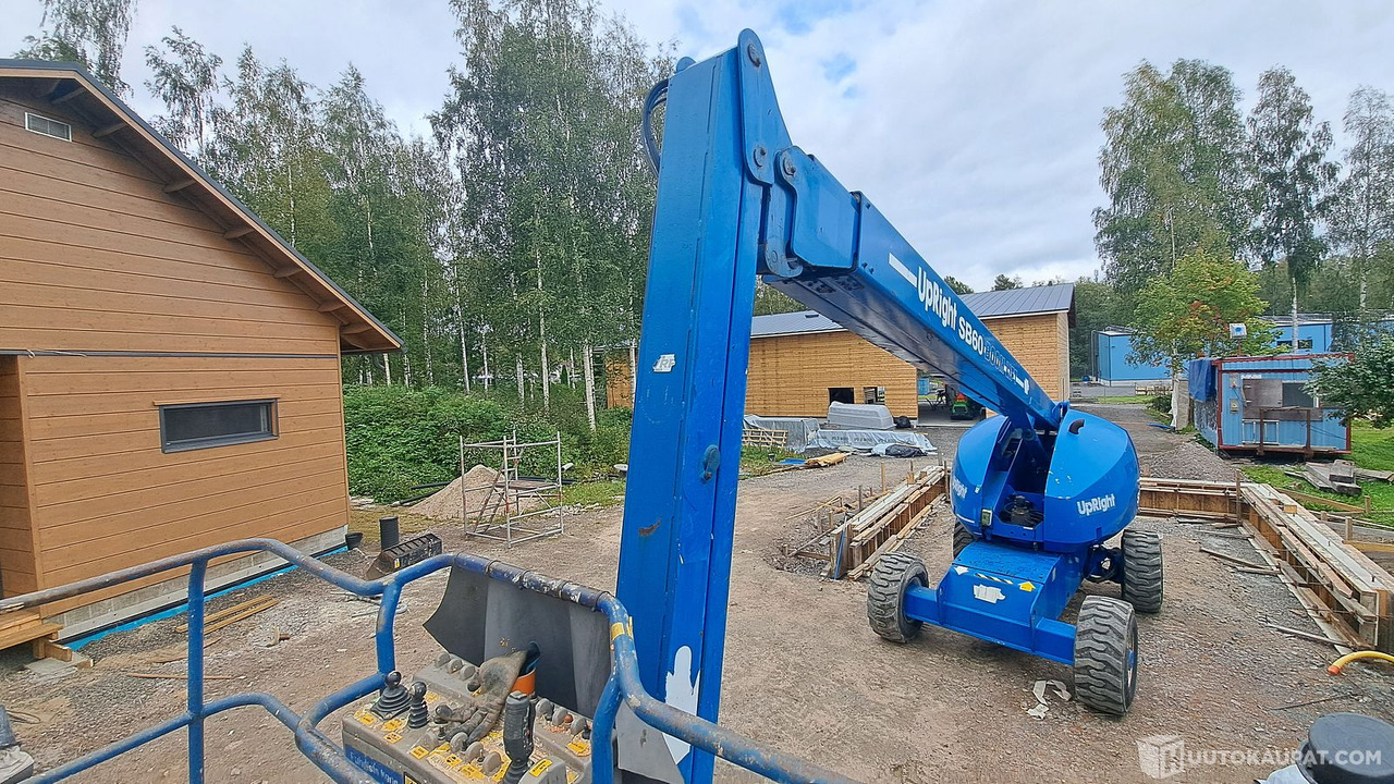 Up-Right SB-60, vm.1999. Työlavan pohjan max.nostokorkeus 18.2m, ulottuvuus 16.1m, Jyväskylä - Construction machinery: picture 2 Up-Right SB-60, vm.1999. Työlavan pohjan max.nostokorkeus 18.2m, ulottuvuus 16.1m, Jyväskylä - Construction machinery: picture 2
