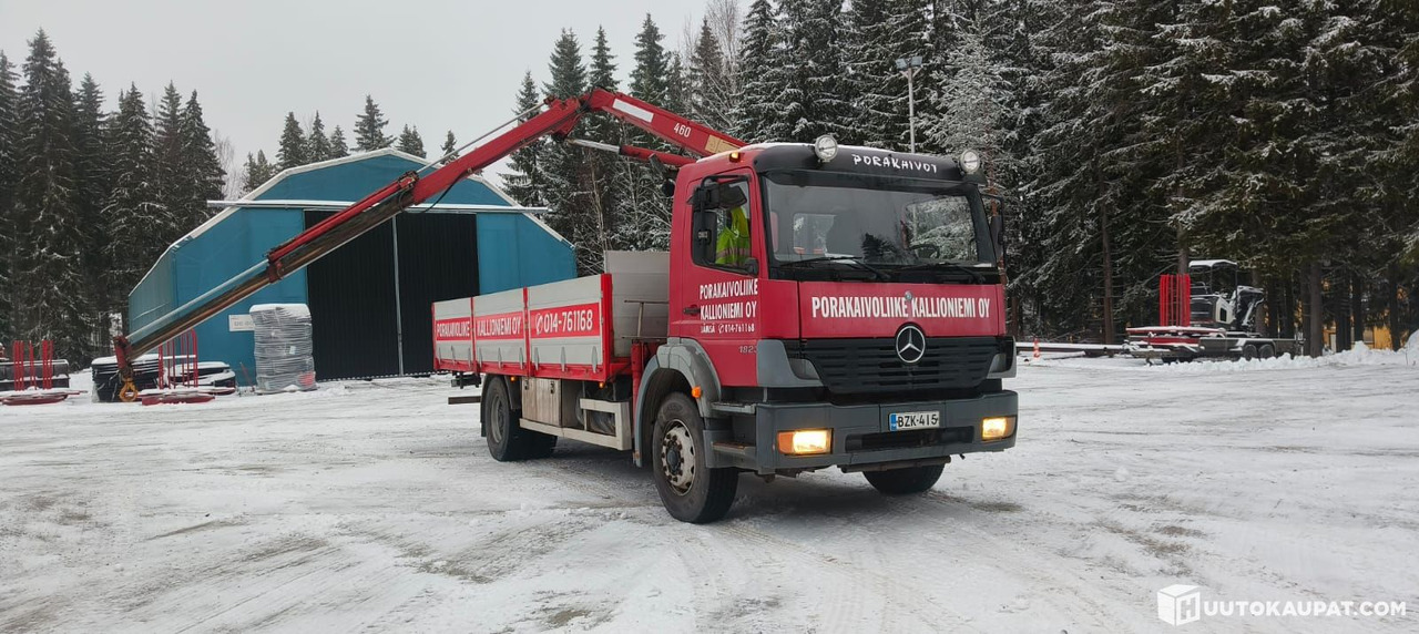 Mercedes-Benz Atego 1823, 2001, Jämsä - Dropside/ Flatbed truck, Crane truck: picture 1 Mercedes-Benz Atego 1823, 2001, Jämsä - Dropside/ Flatbed truck, Crane truck: picture 1