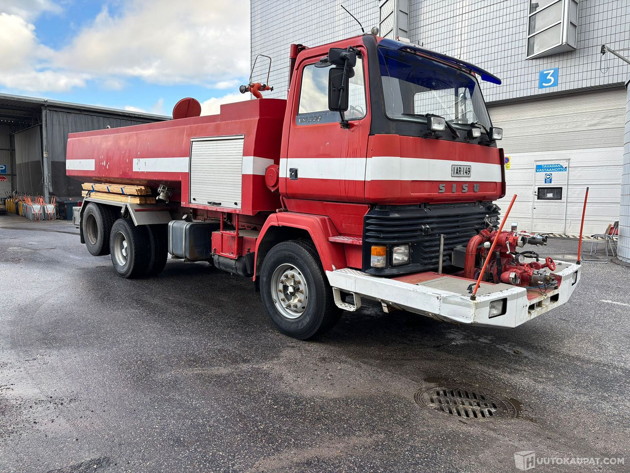 Sisu säiliöauto, 1983, Vantaa - Tank truck, Fire truck: picture 2 Sisu säiliöauto, 1983, Vantaa - Tank truck, Fire truck: picture 2