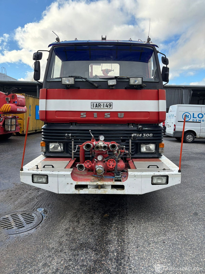 Tank truck Sisu säiliöauto, 1983, Vantaa: picture 6 Tank truck Sisu säiliöauto, 1983, Vantaa: picture 6