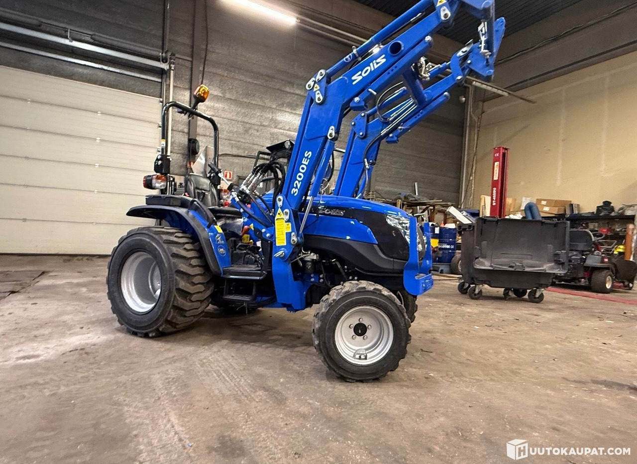Solis 26 4WD 6+2 with front loader, 2023, 1.3 L, Diesel, 241 h, Helsinki - Compact tractor: picture 3 Solis 26 4WD 6+2 with front loader, 2023, 1.3 L, Diesel, 241 h, Helsinki - Compact tractor: picture 3