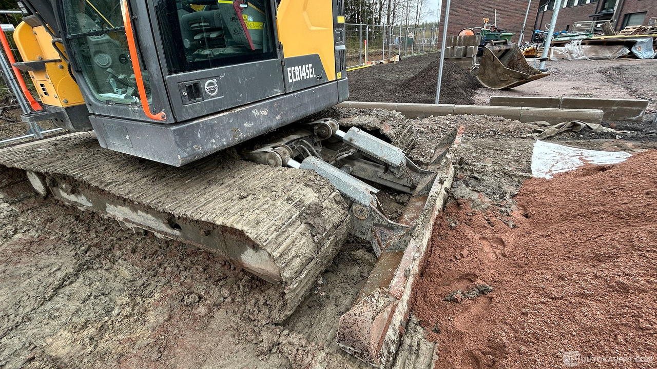 Leasing of  Tela-alustainen kaivinkone Volvo ECR145EL, vm. 2017, Pöytyä Tela-alustainen kaivinkone Volvo ECR145EL, vm. 2017, Pöytyä: picture 11
