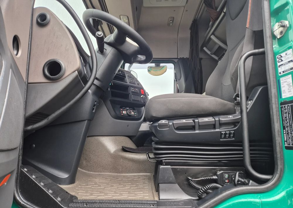 Box truck DAF XF ORYGINALNY PRZEBIEG z Niemiec / TANDEM ZESTAW PRZEJAZDOWY Z WINDĄ: picture 33