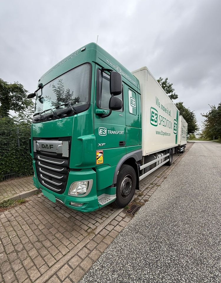 DAF XF ZESTAW TANDEM 2021 ORYGINALNY PRZEBIEG z Niemiec / PRZEJAZDOWY Z WINDĄ / - Box truck: picture 2 DAF XF ZESTAW TANDEM 2021 ORYGINALNY PRZEBIEG z Niemiec / PRZEJAZDOWY Z WINDĄ / - Box truck: picture 2