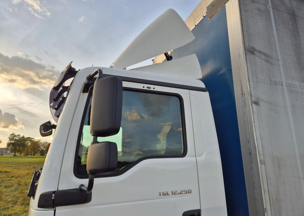 MAN TGL 12.250 6.2m 7.6m HAK AUTOMAT KLIMA 12000kg ESP EURO 6 mega / TOP STAN / okazja nauka jazdy MOŻLIWOŚĆ DOSTOSOWANIA elka - Curtainsider truck: picture 3 MAN TGL 12.250 6.2m 7.6m HAK AUTOMAT KLIMA 12000kg ESP EURO 6 mega / TOP STAN / okazja nauka jazdy MOŻLIWOŚĆ DOSTOSOWANIA elka - Curtainsider truck: picture 3
