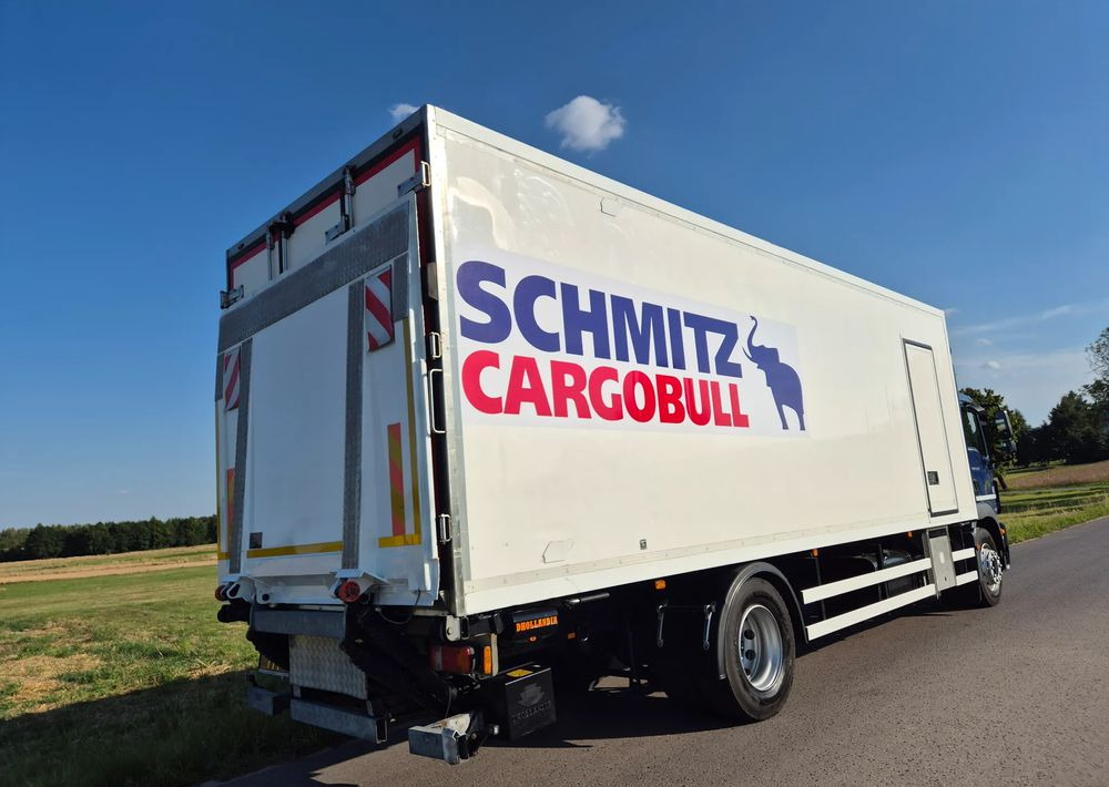 MAN TGM 18.250 Carrier 1950 D/E z Holandii / TOP STAN / 7.5m / 18 palet / winda + drzwi boczne / OKAZJA - Refrigerator truck: picture 5 MAN TGM 18.250 Carrier 1950 D/E z Holandii / TOP STAN / 7.5m / 18 palet / winda + drzwi boczne / OKAZJA - Refrigerator truck: picture 5