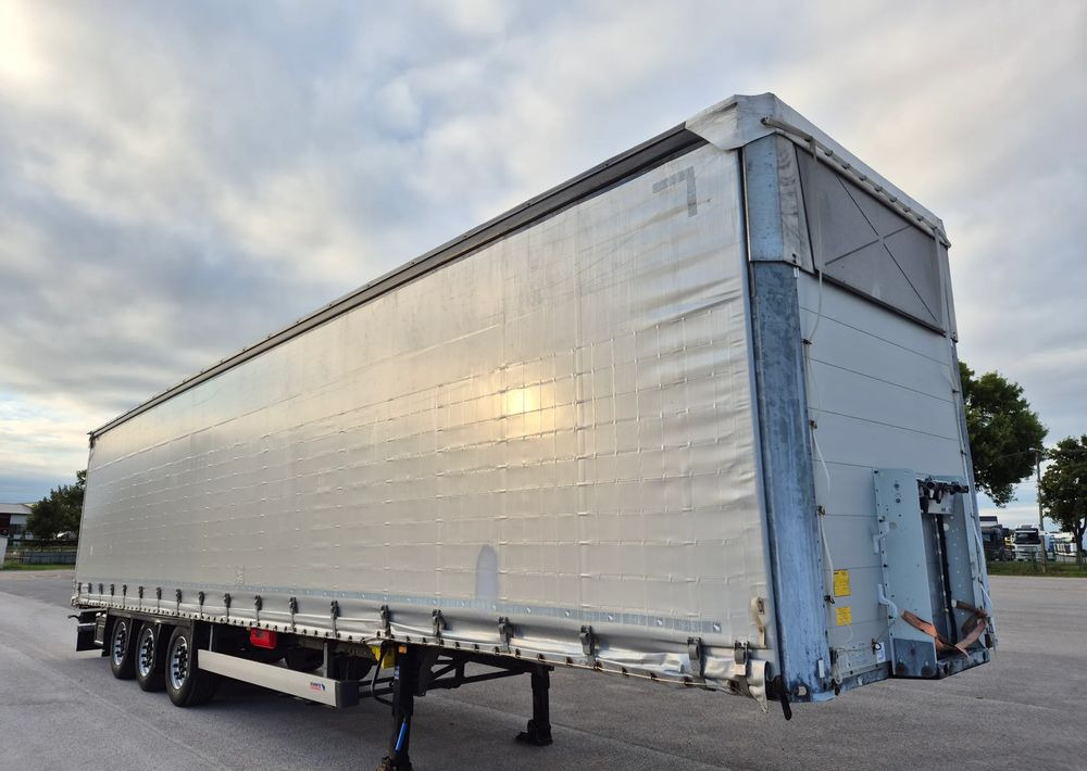 Schmitz Cargobull Varios 2021 podnoszony dach / poziomy jazdy dachu / od pierwszego właściciela / OKAZJA - Curtainsider semi-trailer: picture 4 Schmitz Cargobull Varios 2021 podnoszony dach / poziomy jazdy dachu / od pierwszego właściciela / OKAZJA - Curtainsider semi-trailer: picture 4