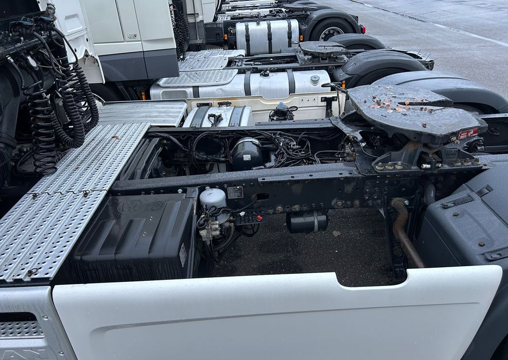 MAN TGS 18.500 TOP1 NAUKA JAZDY POLIFT ELKA AUTOMAT 4x2 STANDARD 315/70r22.5 SUPER STAN TGX 470 460 420 430 500 510 400 360 410 - Tractor unit: picture 5 MAN TGS 18.500 TOP1 NAUKA JAZDY POLIFT ELKA AUTOMAT 4x2 STANDARD 315/70r22.5 SUPER STAN TGX 470 460 420 430 500 510 400 360 410 - Tractor unit: picture 5