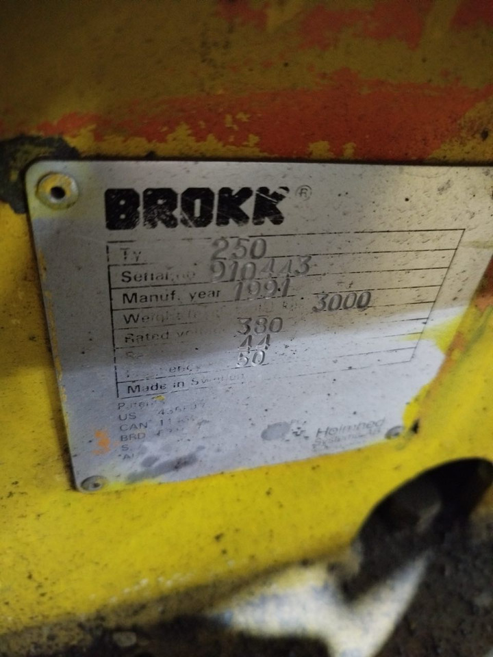 Brokk 250 - Mini excavator: picture 1 Brokk 250 - Mini excavator: picture 1