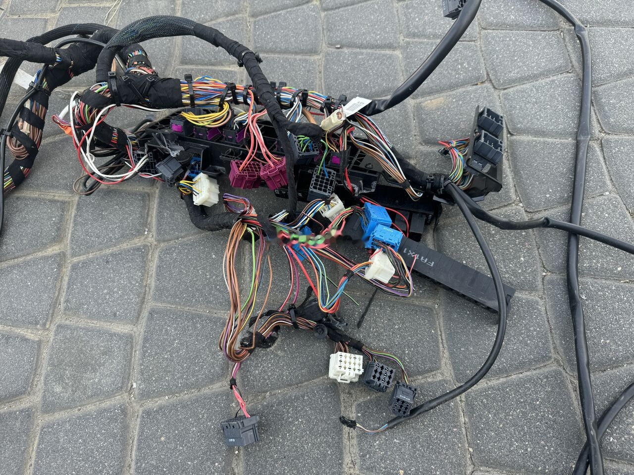 Instalacja Wiązka Deski Rozdzielczej Mercedes-Benz Atego III - Electrical system for Truck: picture 2 Instalacja Wiązka Deski Rozdzielczej Mercedes-Benz Atego III - Electrical system for Truck: picture 2