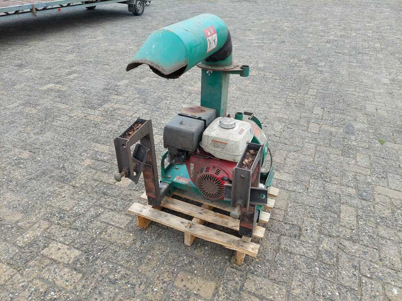 Billy Goat truckloader - Garden tiller: picture 4 Billy Goat truckloader - Garden tiller: picture 4