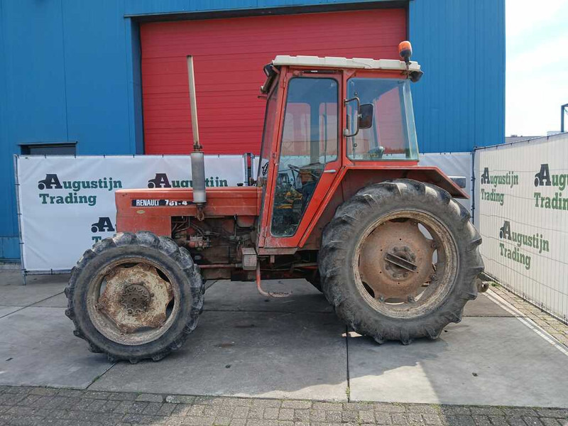 Renault 781-4 - Farm tractor: picture 1 Renault 781-4 - Farm tractor: picture 1
