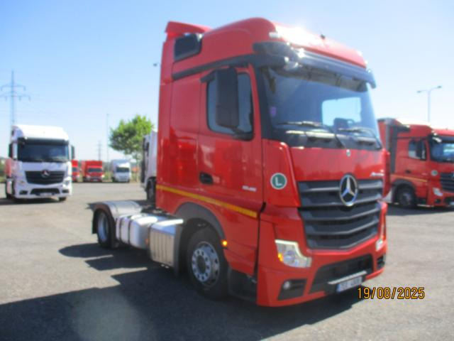 Mercedes-Benz Actros 1845 LS nRL - Tractor unit: picture 2 Mercedes-Benz Actros 1845 LS nRL - Tractor unit: picture 2