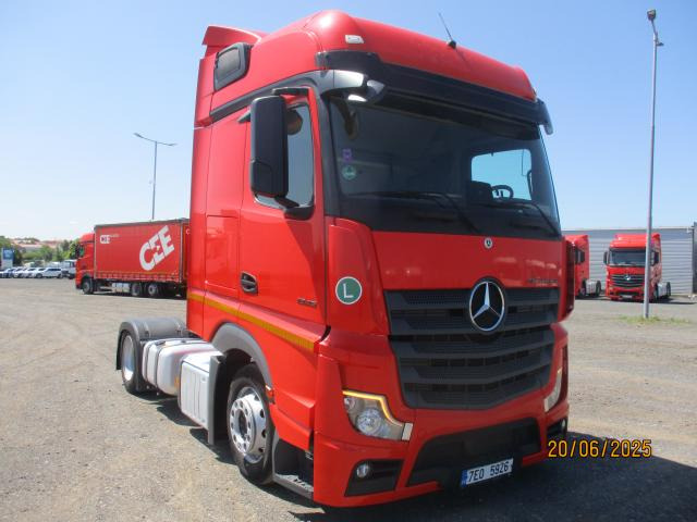 Mercedes-Benz Actros 1845 LS nRL - Tractor unit: picture 2 Mercedes-Benz Actros 1845 LS nRL - Tractor unit: picture 2