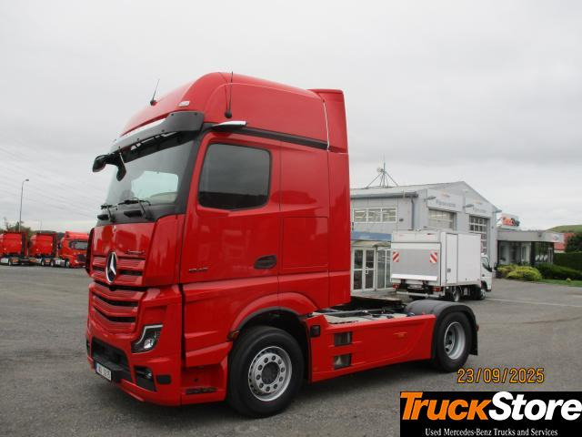 Mercedes-Benz Actros 1848 LS - Tractor unit: picture 1 Mercedes-Benz Actros 1848 LS - Tractor unit: picture 1
