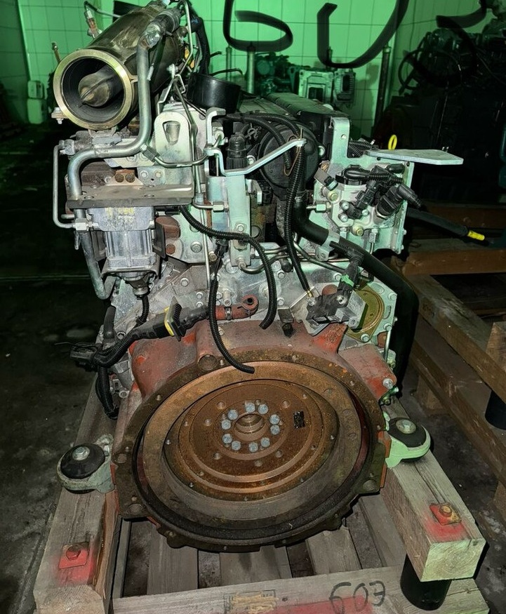 Deutz TCD 4.1 L4 Deutz - Engine for Excavator: picture 1 Deutz TCD 4.1 L4 Deutz - Engine for Excavator: picture 1
