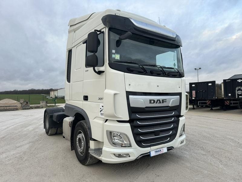 DAF XF 530 - Tractor unit: picture 1 DAF XF 530 - Tractor unit: picture 1