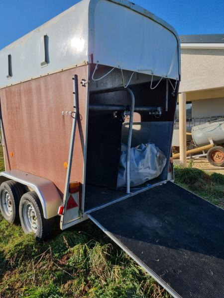 Vanisere - Horse trailer: picture 3 Vanisere - Horse trailer: picture 3