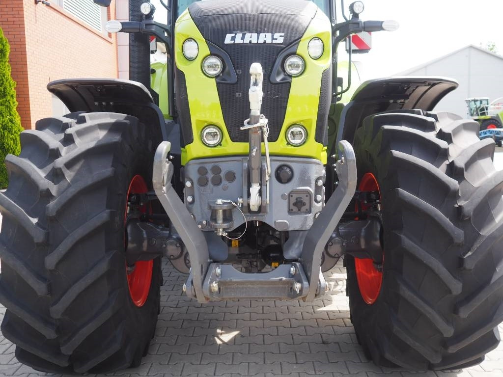 Farm tractor Claas Axion 850 Cebis: picture 10